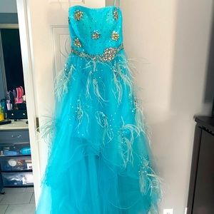 Jovani dress size 4.